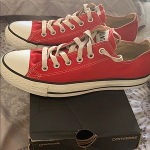 ‼️‼️Authentic Converse 👟 Red ❤️